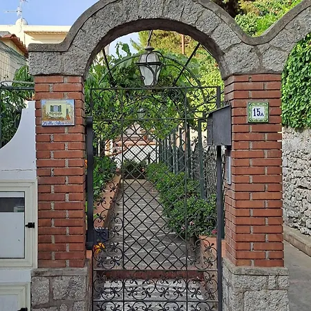 Bianca Maria Up Капри